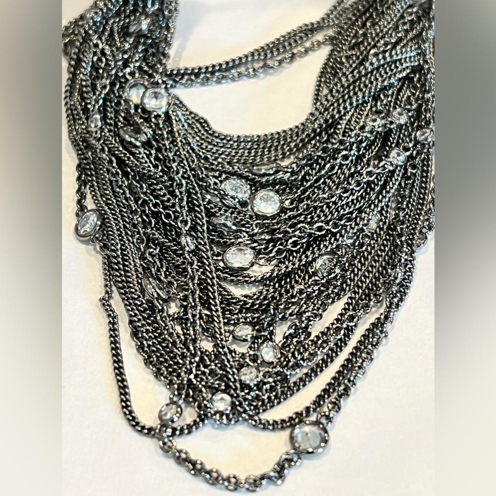 NWT Rare & Retired Kendra Scott Anastasia Bib Statement Necklace Hematite & CZ’s - Picture 17 of 17